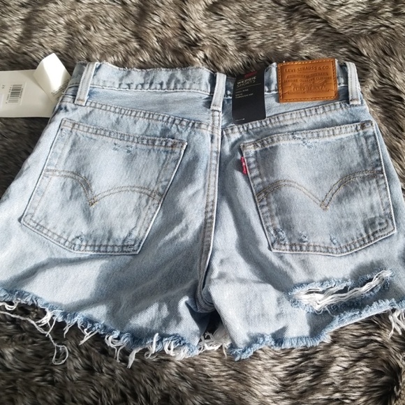 Wedgie shorts - Picture 2 of 2